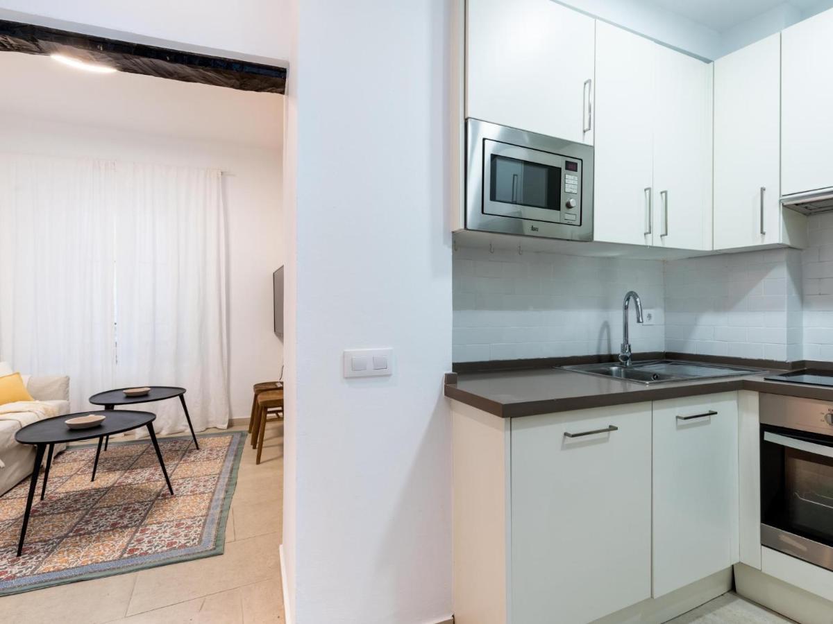 Unique Homes La Juderia Parking & Jacuzzi Sevilla Buitenkant foto