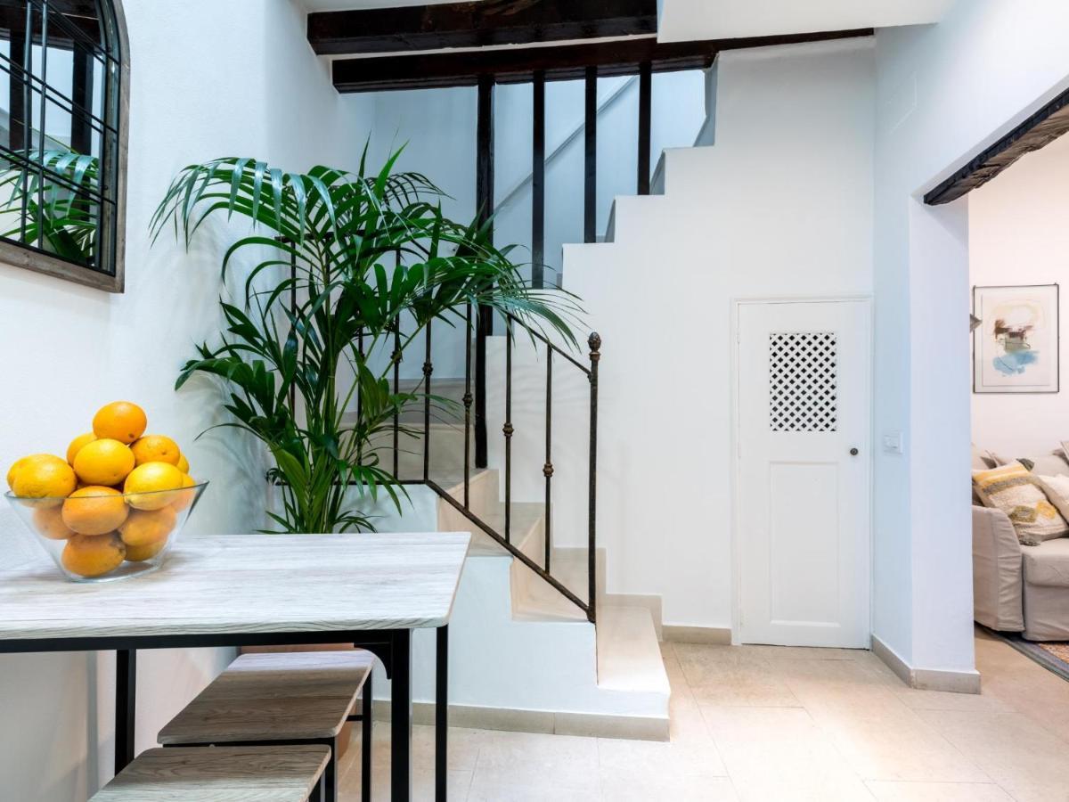 Unique Homes La Juderia Parking & Jacuzzi Sevilla Buitenkant foto
